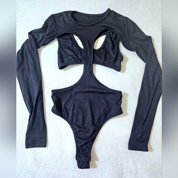 Bodysuit (S to M) - Picture 2 of 3